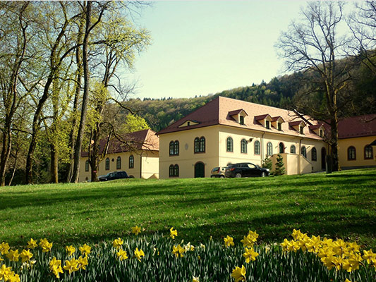 Apt-Chateau-Sneznik8
